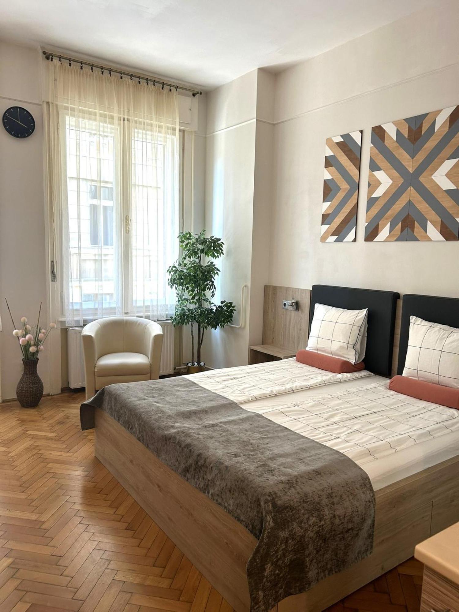 Paprika Apartment Studio Budapeste Exterior foto