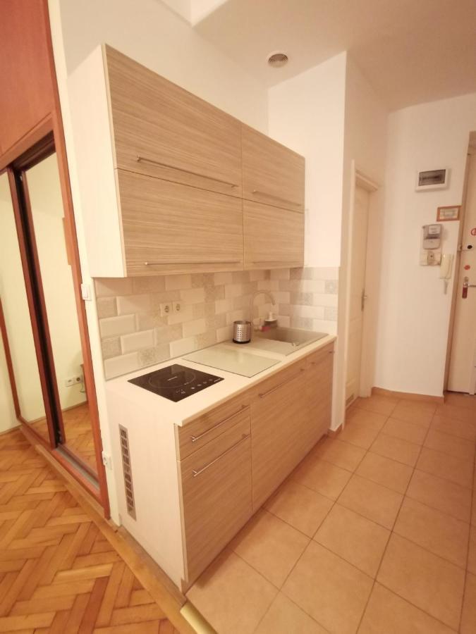 Paprika Apartment Studio Budapeste Exterior foto